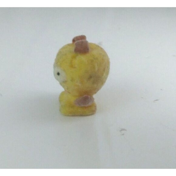 The Trash Pack Limited Edition Flocked Monsters Sore Berry Yellow 1" Figure - Picture 4 of 4